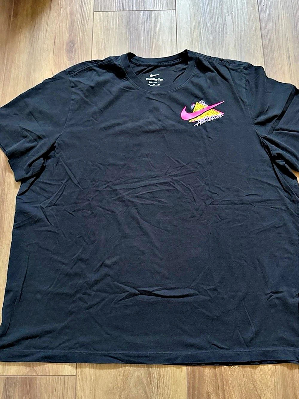 Nike The Nike Tee Graphic Tee Black & Pink XXL Like New